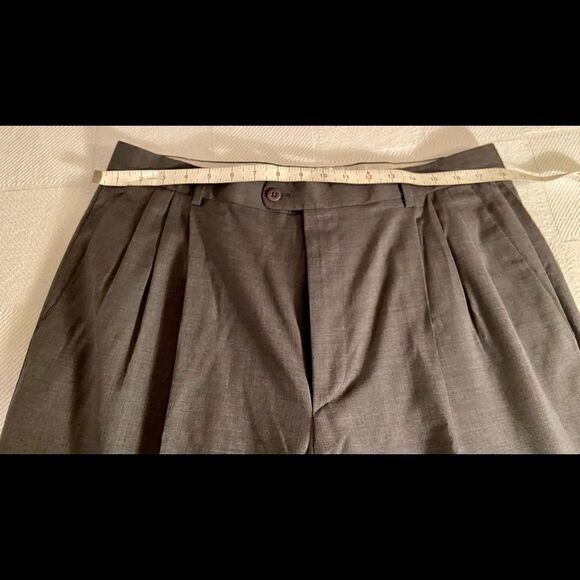 Zanella Men’s Alter Pleated Gray 100% Wool Dress Pants Size 36 x 30 EUC - Picture 4 of 6